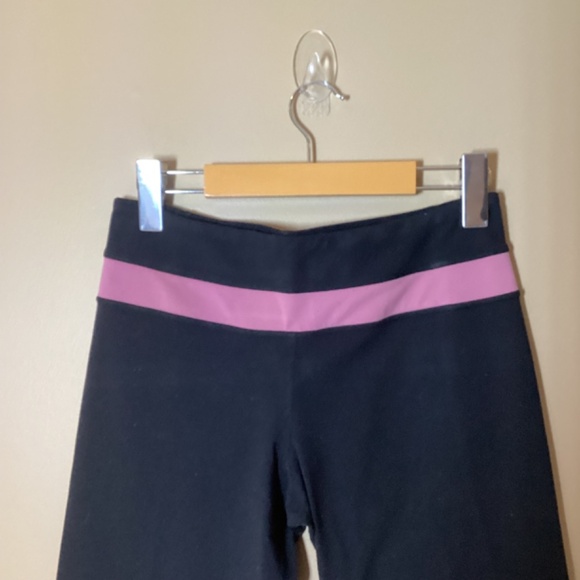 Lululemon ‘Groove’ Pants - Black/Boom Juice - Size 6 - Picture 3 of 9